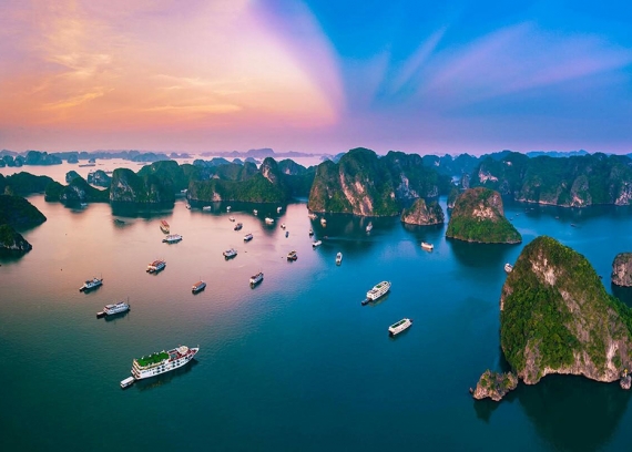 Top 6 tourist attractions in Ha Long 