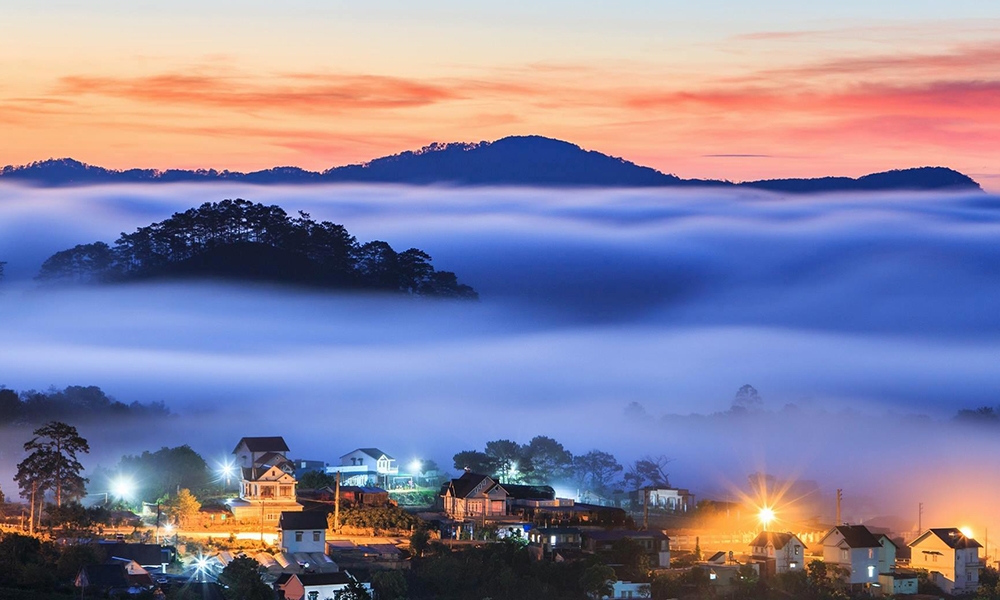 KHÁM PHÁ THÀNH PHỐ NGÀN HOA